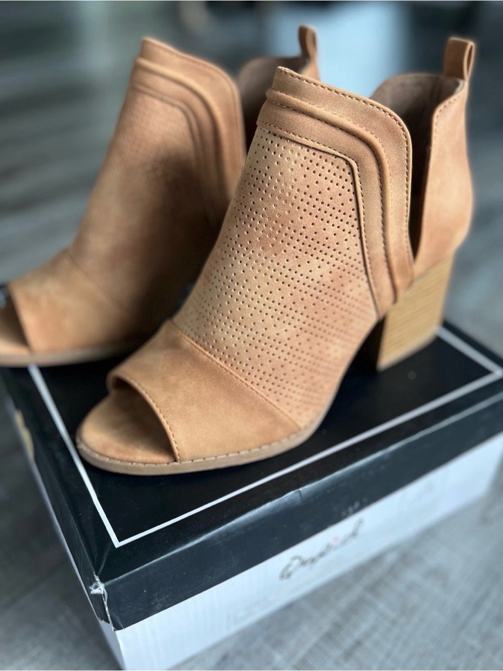Women's Qupid Tan Open-Toe Suede Booties